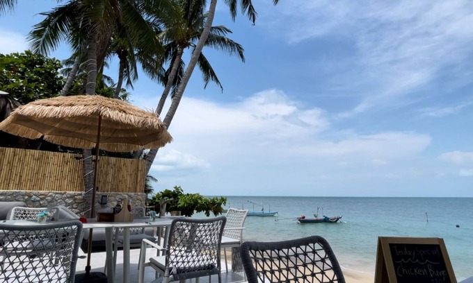 Bang Po Apartment | Beachside 3-bedroom Townhouse w Private Pool at 70 Meters From Beach