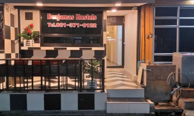 Ramkhamhaeng Hostel | Benjamas hostels