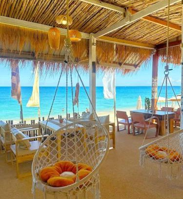 Maret House | Bungalow Tikki beach PineApple