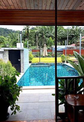 Nong Thale House | Cetli house farm &stay