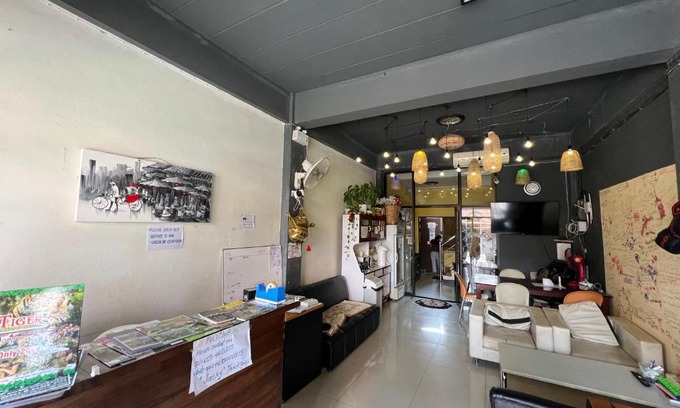 Wua Lai Hostel | Chiangmai Capsule Hostel