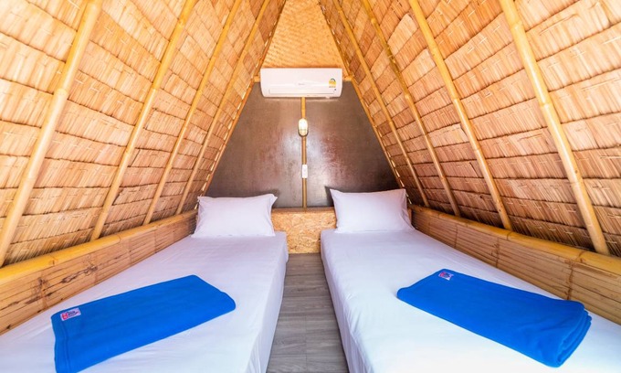 Bai Lan Hostel | Hostel ∙ 8 guests