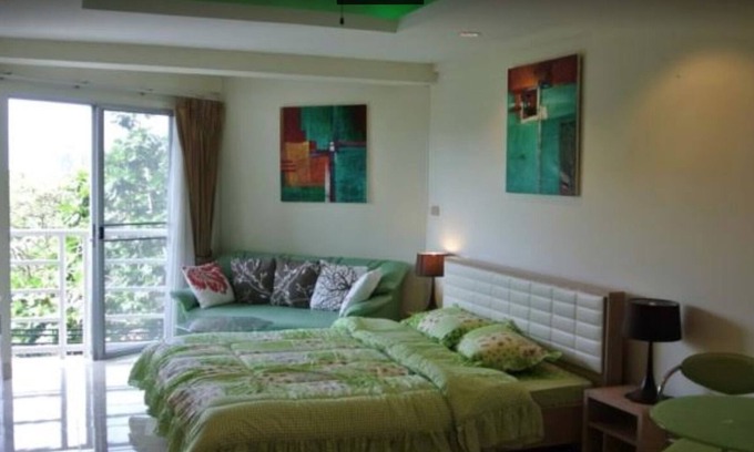 Pattaya Condo | Jomtien Beach Condominium Jbc S2 F4 R1