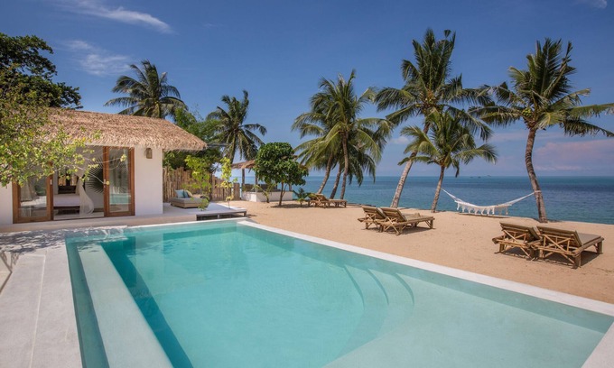 Bang Po Villa | Kya Beach House b/front Pool Sunset