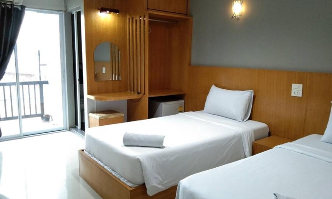 Phitsanulok Hotel | @Me2 Hotel