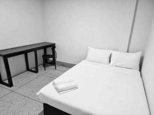 Wat Bowon Niwet Hostel | Mitr Inn Khaosan Road มิตร อินน์ ตรอกข้าวสาร