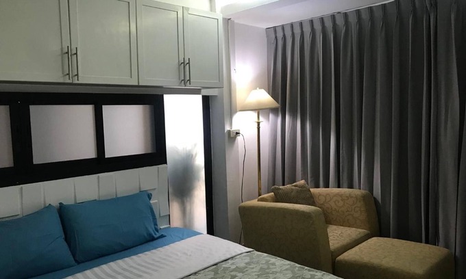 Khlong Toei Hostel | Nine Place Sukhumvit 40 - Hostel
