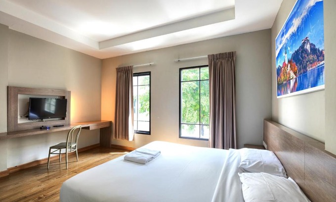 Lat Krabang Hotel | Panini Residence