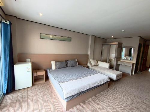 Pratumnak Hill Apartment | Peter's house2 Five minutes to the beach