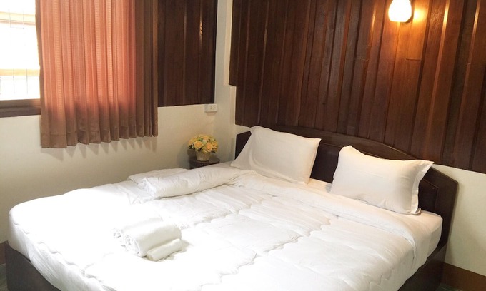 Old City Hotel | Phrasing Guesthouse