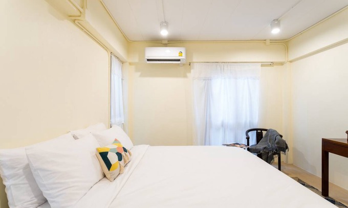 Thon Buri Resort | Private room ∙ 2 guests