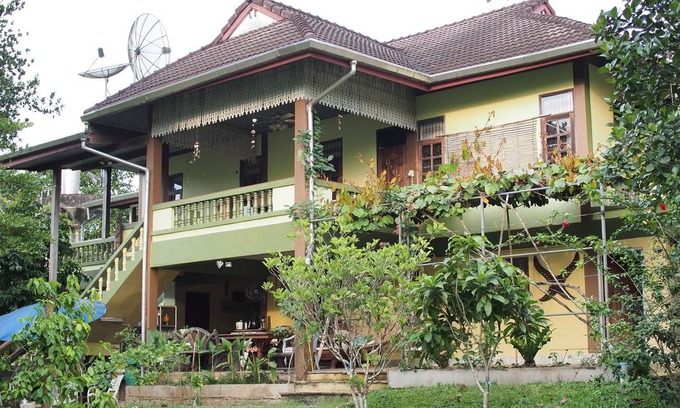 Krabi Resort | Private room ∙ 8 guests