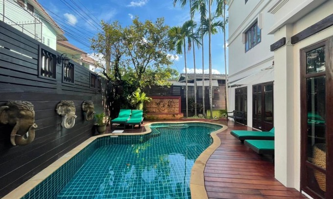 Old City Hotel | Rich Lanna House