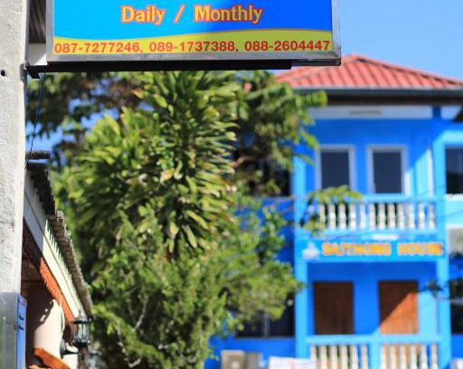 Wat Ket Hostel | Saithong House