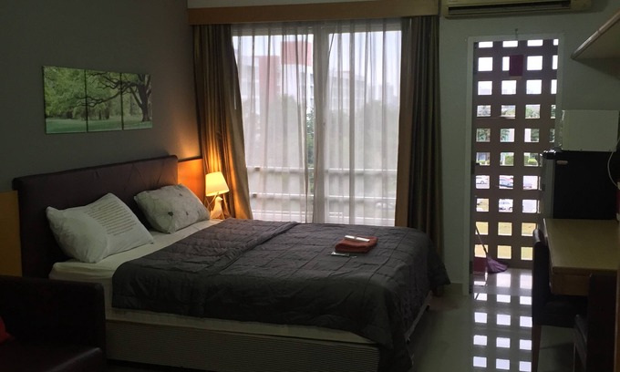 Huai Khwang Hotel | Savi Rooms Super Deluxe Studio (1) Nr Bkk Hospital