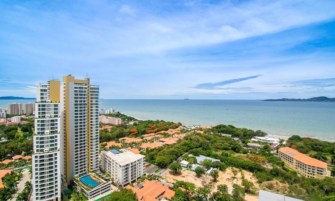 Pratumnak Hill Apartment | Sea View Studio 804 B