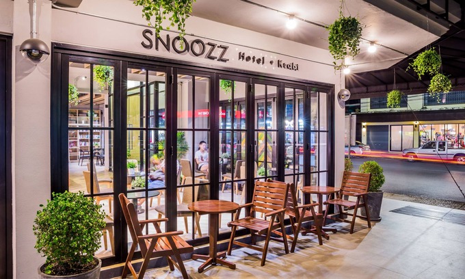 Downtown Krabi Hostel | Snoozz Hotel - Hostel