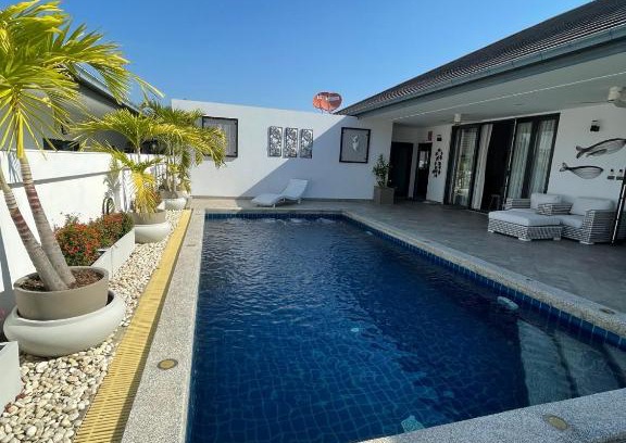 Hin Lek Fai Villa | Sunset View HuaHin