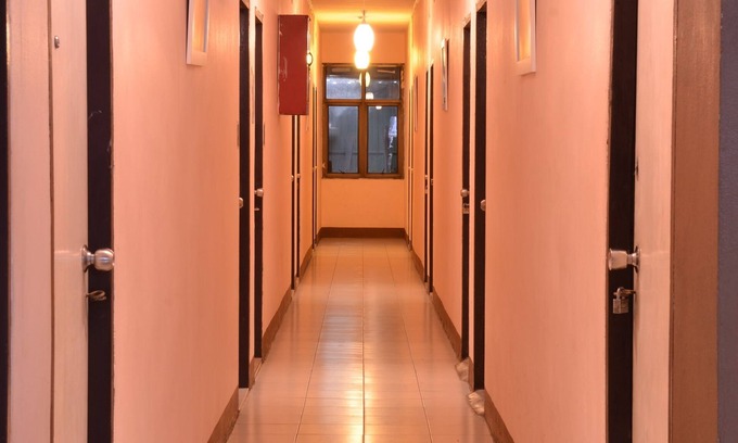 Pak Kret Hostel | The Backpacker Station