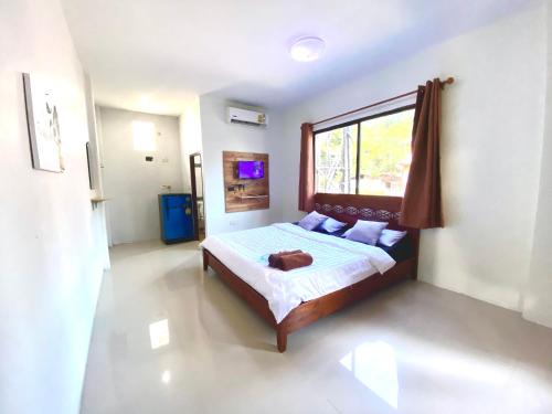 Rayong Hotel | the time samed house