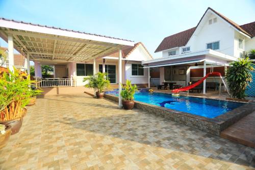Hua Hin House | Tropical Hill Pool Villa