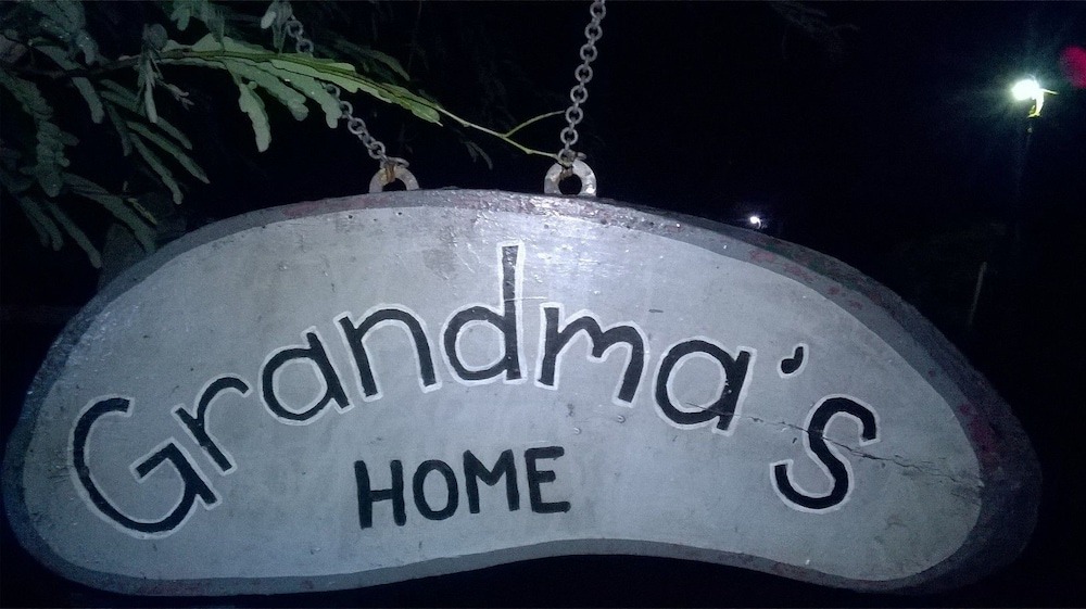 Sangkhla Buri Hotel | Grandma's Home Sangkhlaburi