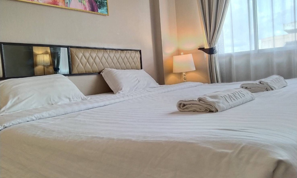 Nai Wiang Hotel | Taris Art Hotel Phrae