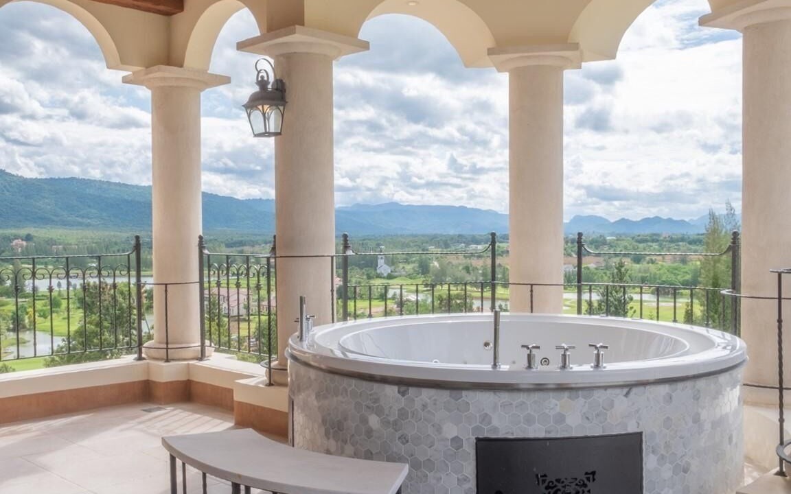 Pong Ta Long Hotel | Toscana Valley Castello Della Valle