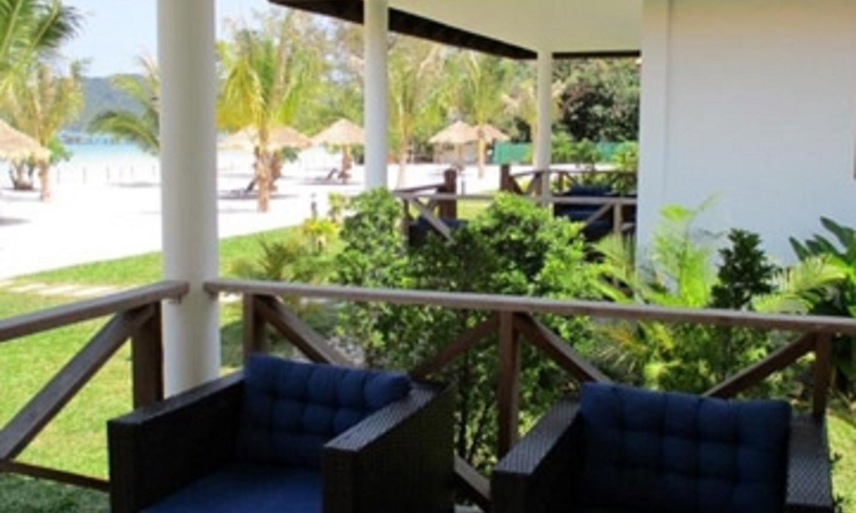 Koh Rong Sanloem Hotel | Saracen Bay Resort