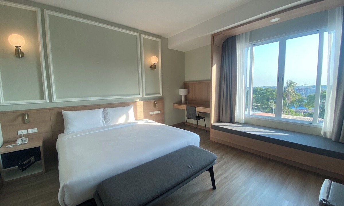Phitsanulok Hotel | Mayflower Grande Suite Hotel