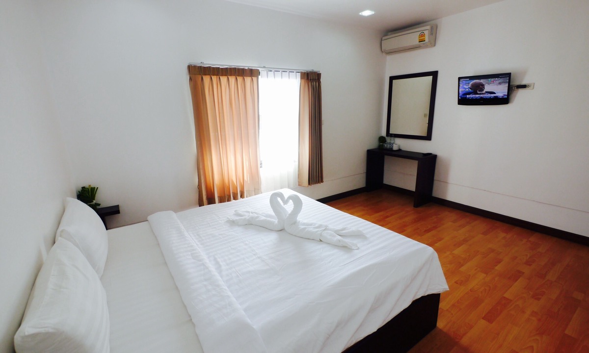 Sri Phum Hotel | Basic Line Hotel at Loikroh
