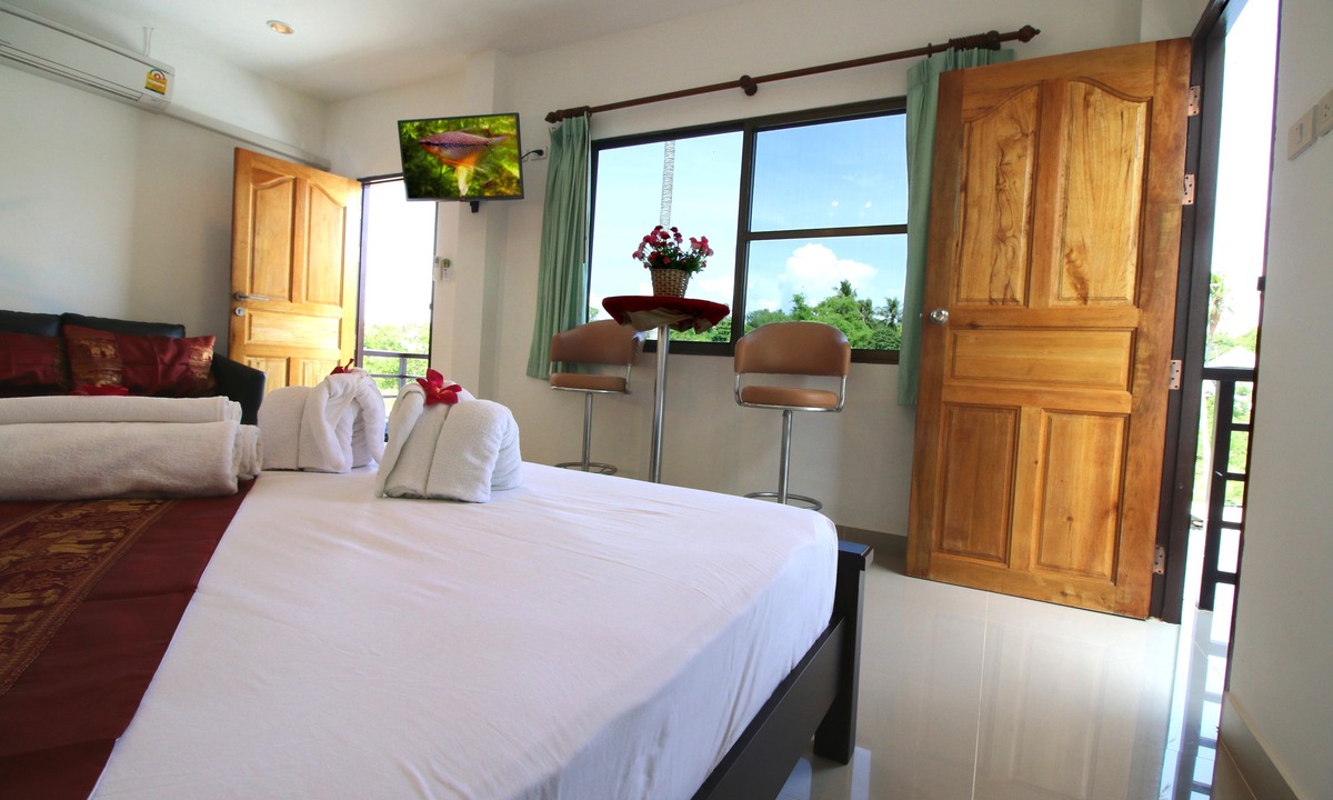 Rawai Hotel | Ya Nui Resort