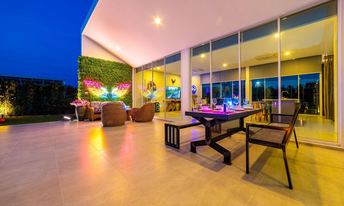 Khao Tao Villa | Modern Tropical 4 Bedroom Pool Villa KH-B5