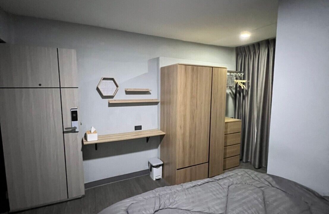 Phra Khanong Nuea Hotel | W71