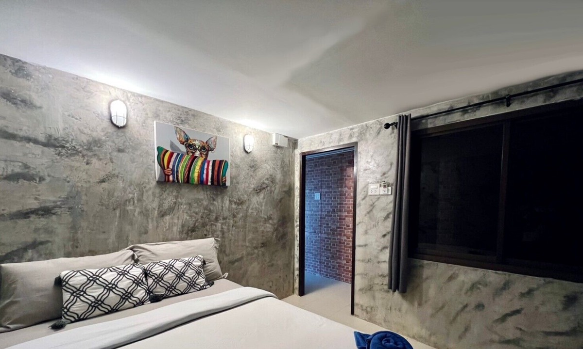Rayong House | Baan Bua Talay
