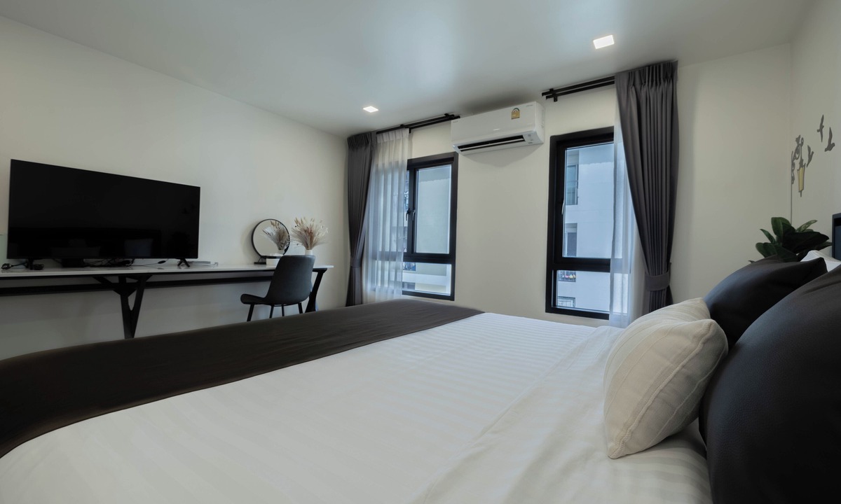 Arun Amarin Hotel | NORN Riverside Bangkok Hotel