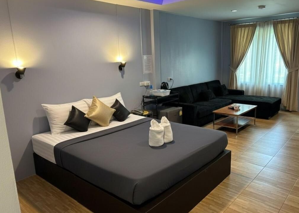 Pong Hotel | Viphuanan resort