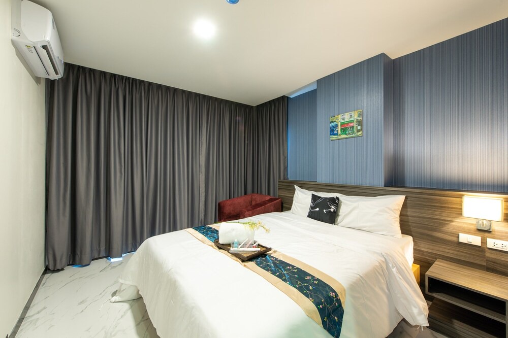 Chan Kasem Hotel | Metro Hotel Ratchada 36