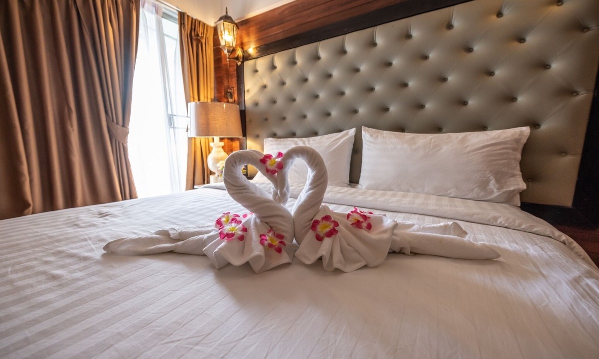 Bang Phlat Hotel | At 42 Residence