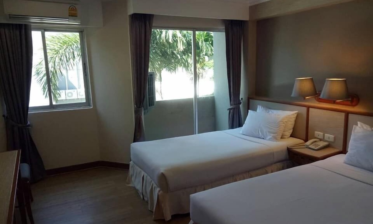 Aranyaprathet Hotel | Station One