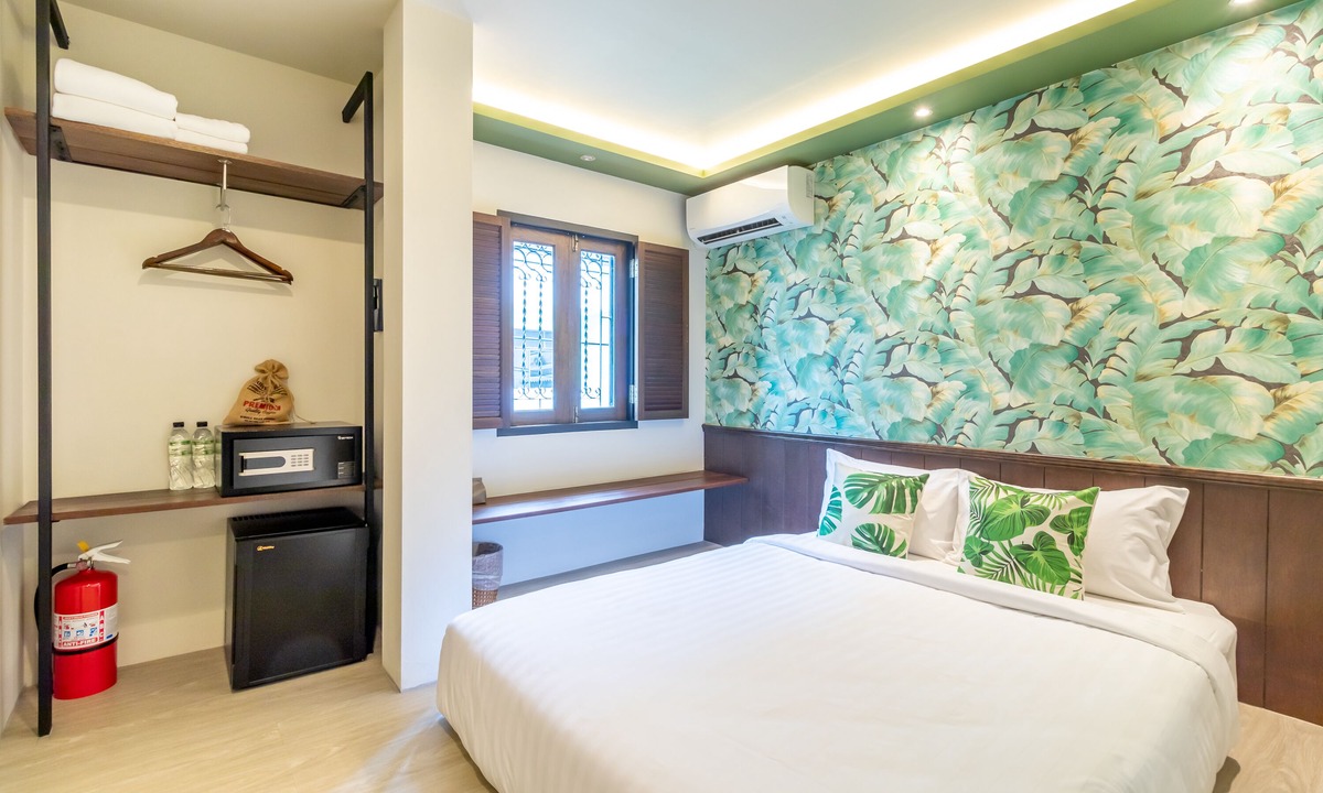 Khlong Ton Sai Hotel | Foodotel