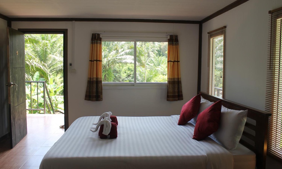 Khlong Sok Hotel | Khaosok River Camp