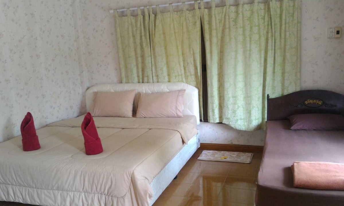 Sarika Hotel | Khwan Darunee