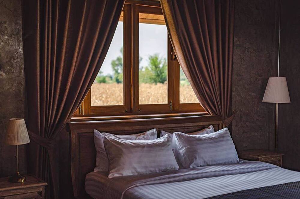 Chiang Dao Hotel | The Wes Village