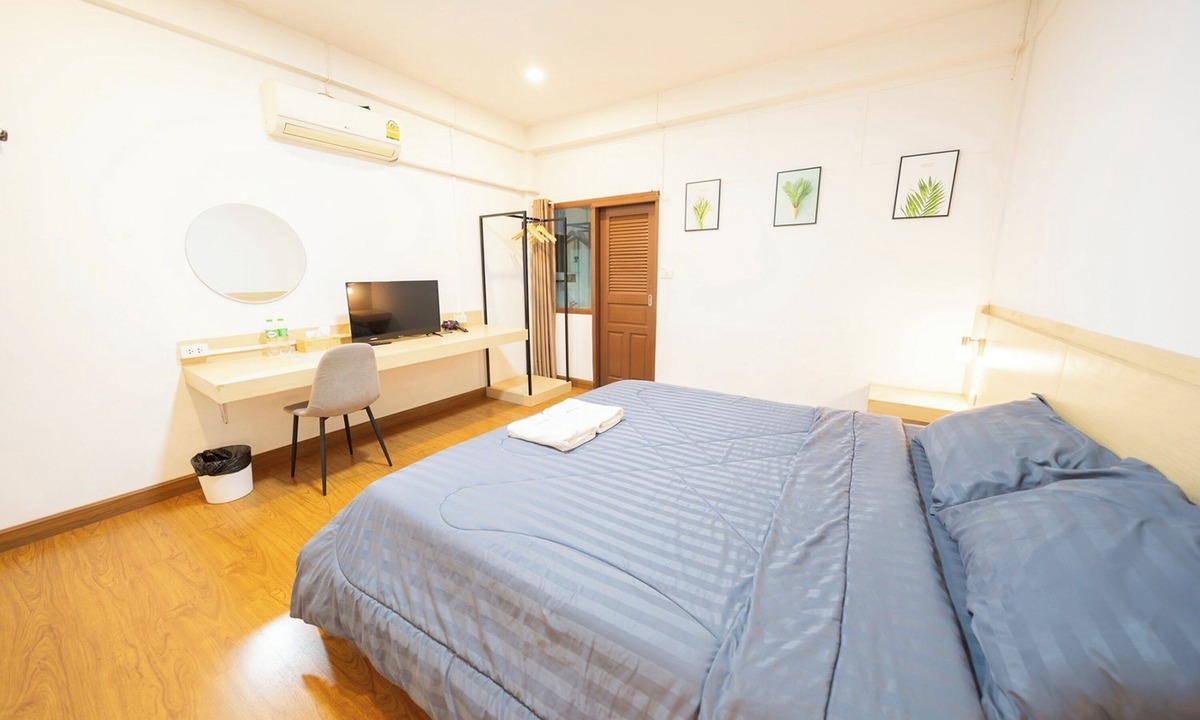 Wat Ket Hostel | Koenji Guest House & Bar Chiang Mai