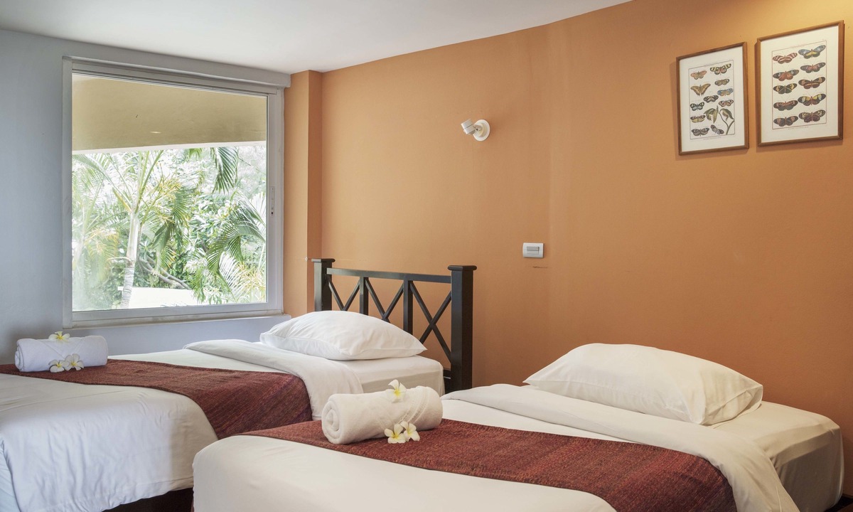Khao Takiab Hotel | Chom View Hotel
