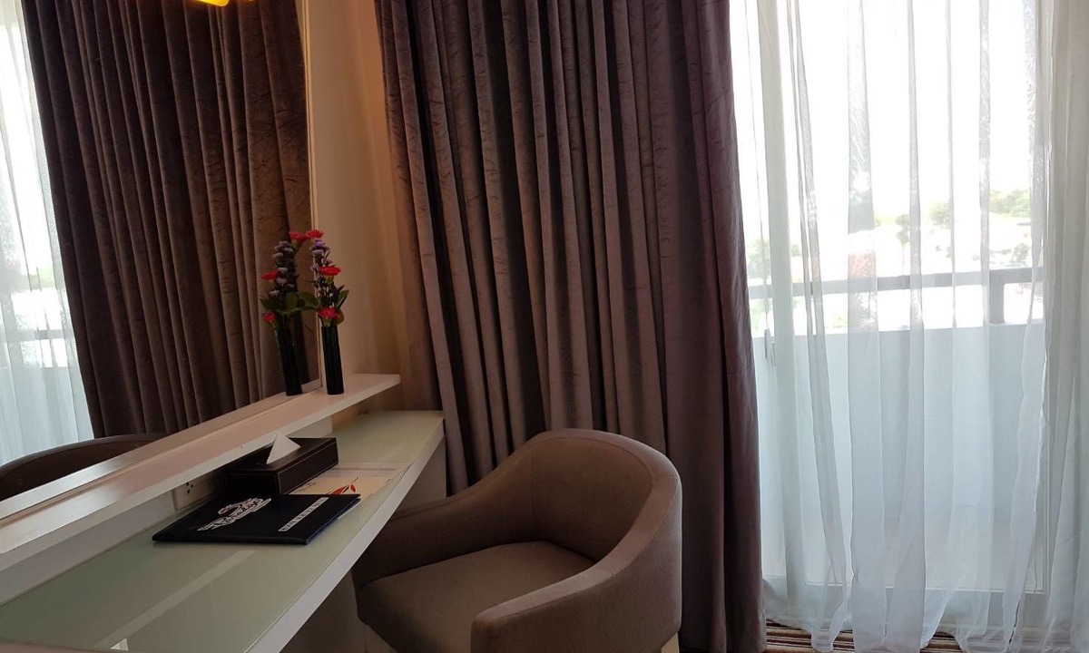 Nakhon Sawan Hotel | The Paradiso JK Design Hotel