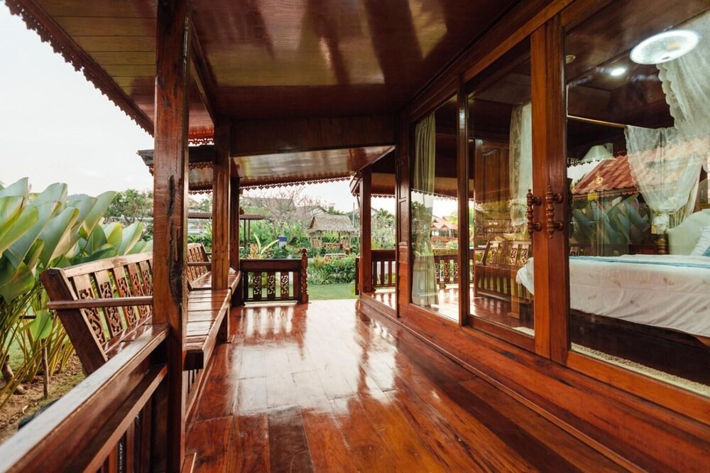 Wang Pong Hotel | Thai House Resort