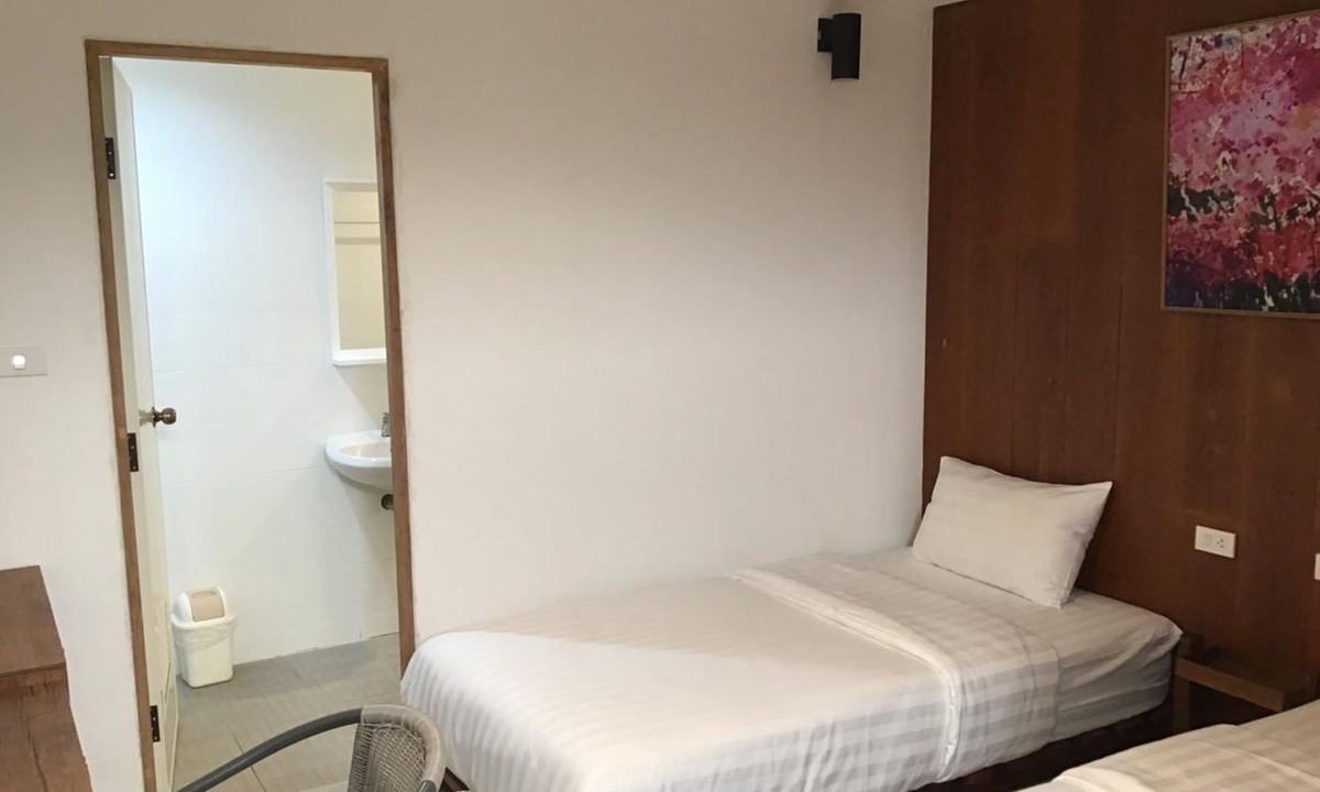 Su Thep Hostel | Insight Hostel