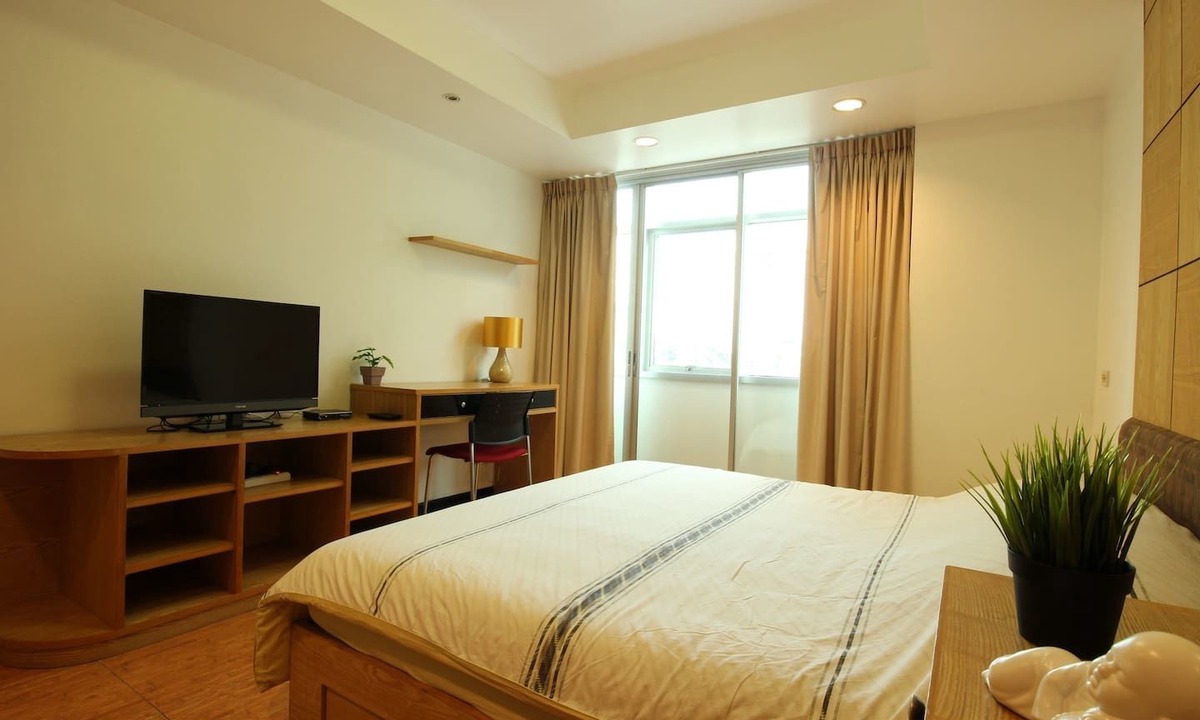 Thung Maha Mek Hotel | Serena Sathorn Suites